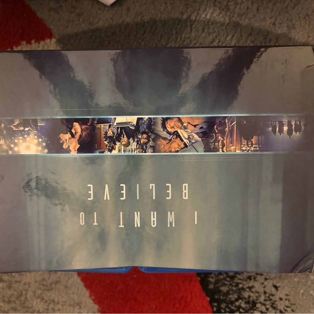The X-Files Collection Box Set - Picture 3 of 5